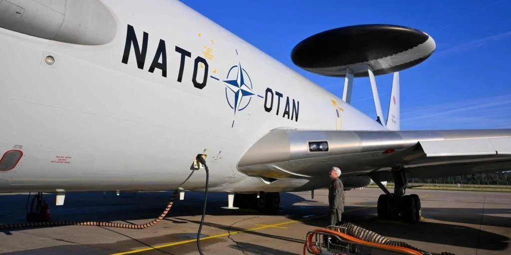 Los aviones Awacs evidencian el divorcio militar entre EE.UU. y la UE