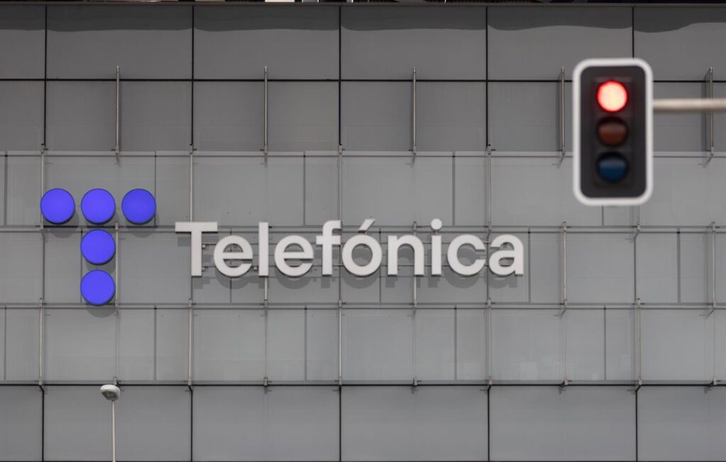 Los sindicatos se oponen a la primera propuesta de Telefónica para las tres sociedades principales del ERE