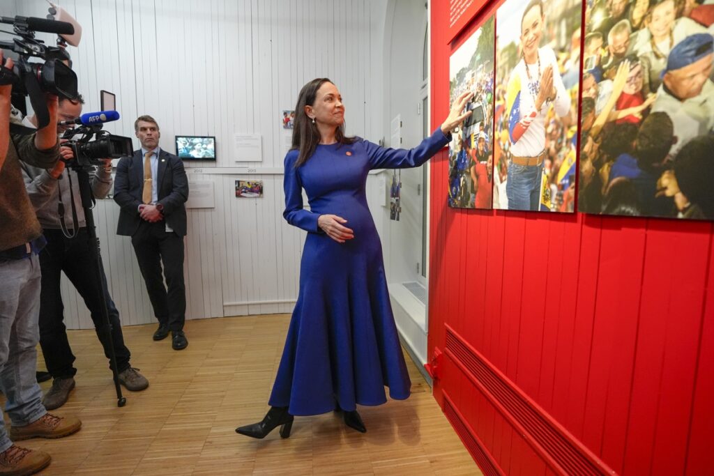 Machado inaugura exposición en el Centro Nobel de la Paz