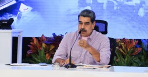 Maduro adelanta la navidad y la quita antes de tiempo – El Chigüire Bipolar