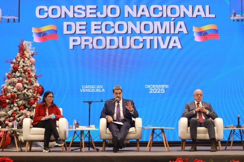 Maduro propone "sustitución radical de importaciones" para "estabilizar el sistema cambiario"