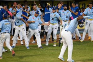 Magallanes avanzó al Round Robin con triunfo ante Cardenales