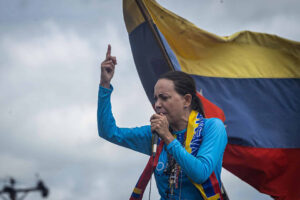 Machado promete volver a Venezuela «lo antes posible» y arremete contra Delcy Rodríguez