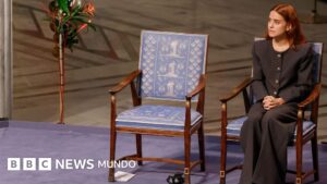 María Corina Machado dedica el Nobel de la Paz a los «héroes anónimos de la resistencia» en un mensaje leído por su hija en la entrega del premio en Noruega