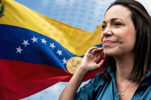 María Corina Machado salió de Venezuela en lancha un día antes de la ceremonia del Nobel con destino a Curazao, según el WSJ