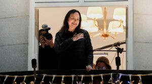 María Corina Machado sufre fractura vertebral durante su salida de Venezuela