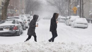 Más de 1.700 vuelos cancelados en el área de Nueva York por tormenta de nieve – AlbertoNews