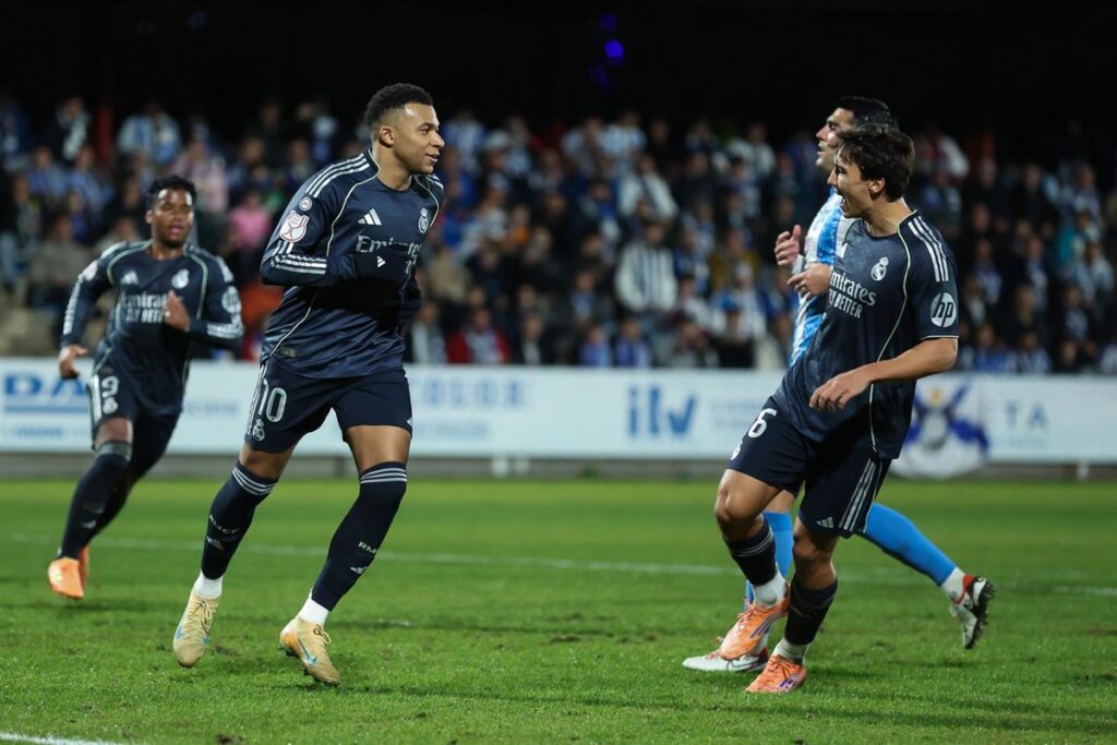 Mbappé y Lunin sostienen al Real Madrid en Copa