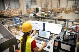 Mejora la eficiencia de tu almacén con un software de gestión avanzado