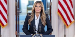 Melania Trump anuncia la vuelta de siete niños «separados» por la guerra en Ucrania tras negociar con Putin