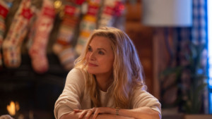 Michelle Pfeiffer incursiona en el género de la comedia navideña en ‘Oh. What. Fun.’