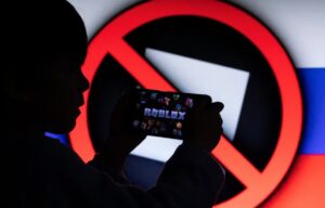 Miles de niños rusos claman a Putin por el levantamiento del bloqueo al popular videojuego «Roblox» – AlbertoNews
