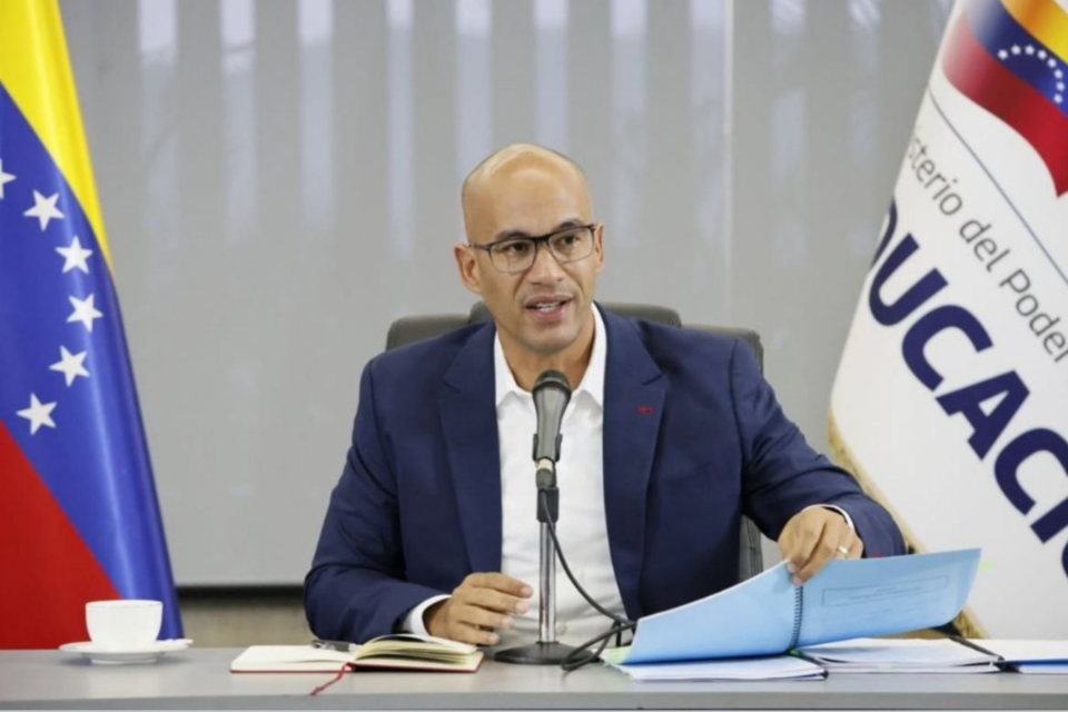 Héctor Rodríguez Ministerio de Educación tareas escolares