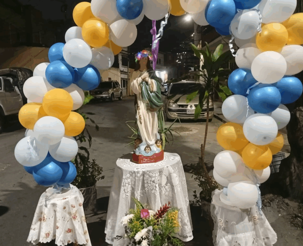 Misa de la Inmaculada Concepción Unió a la comunidad de Pariata