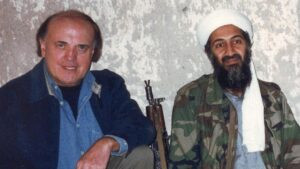 Muere Peter Arnett, el periodista estadounidense que consiguió entrevistar a Bin Laden | elperiodico.com