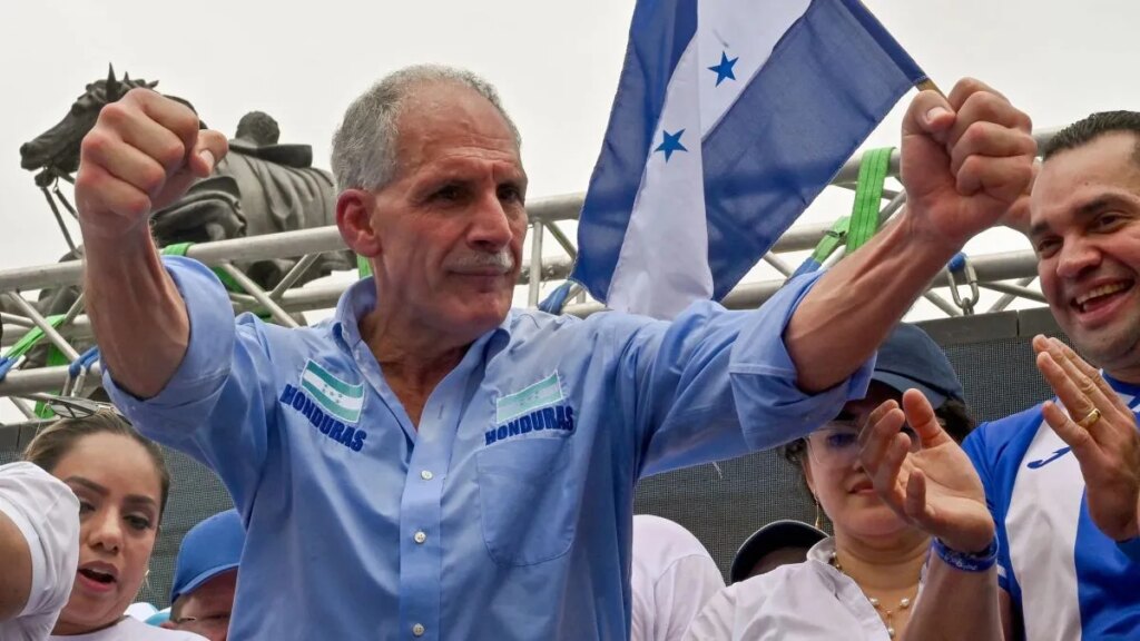 Nasry Asfura encabeza los resultados presidenciales con un estrecho margen sobre Salvador Nasralla
