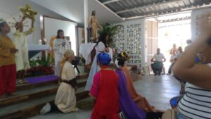 Niños de la catequesis de Mamo deleitaron con su nacimiento viviente