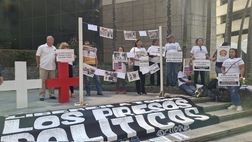 No son un acto de benevolencia, sino fruto de la presión social