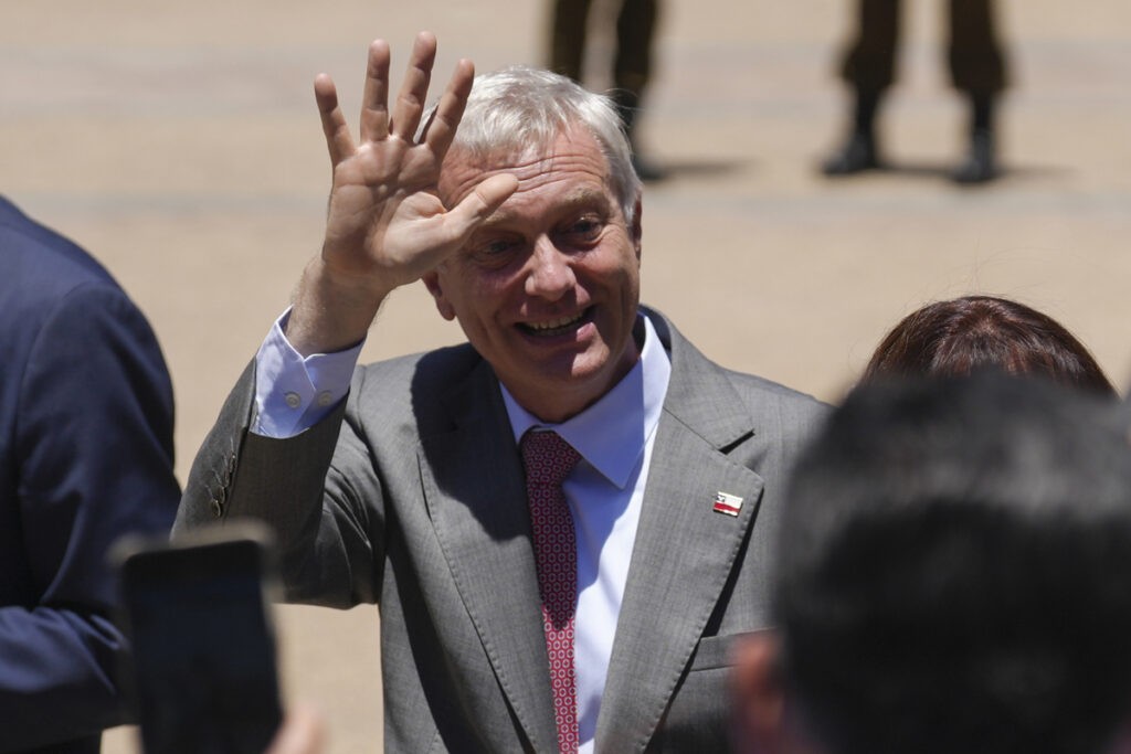 Nuevo presidente de Chile tilda de "narcodictador" a Nicolás Maduro