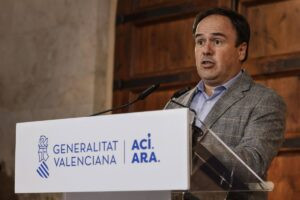 Pérez Llorca pide a la ciudadanía «la máxima precaución» y evitar desplazamientos ante la alerta roja por lluvias | europapress.es