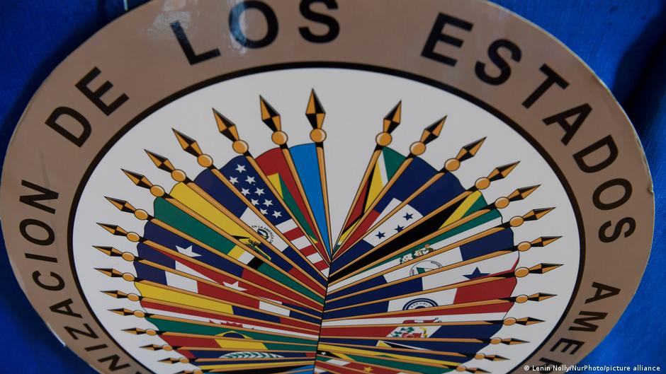 Perú propone en la OEA modificar el asilo diplomático – DW – 04/12/2025