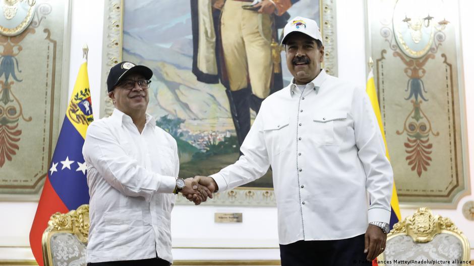 Petro reconoce por primera vez que Maduro es un "dictador" – DW – 17/12/2025