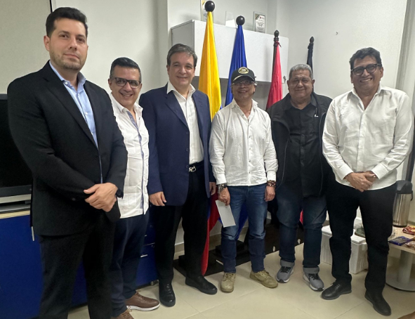Petro se reúne en la frontera con dirigentes venezolanos para tratar sobre "acuerdo democrático" en Venezuela