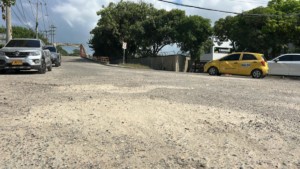 Por primera vez en la historia, el corredor de ingreso a la Casa del Presidente de la República y a la Escuela Naval en Cartagena tendrá una vía digna