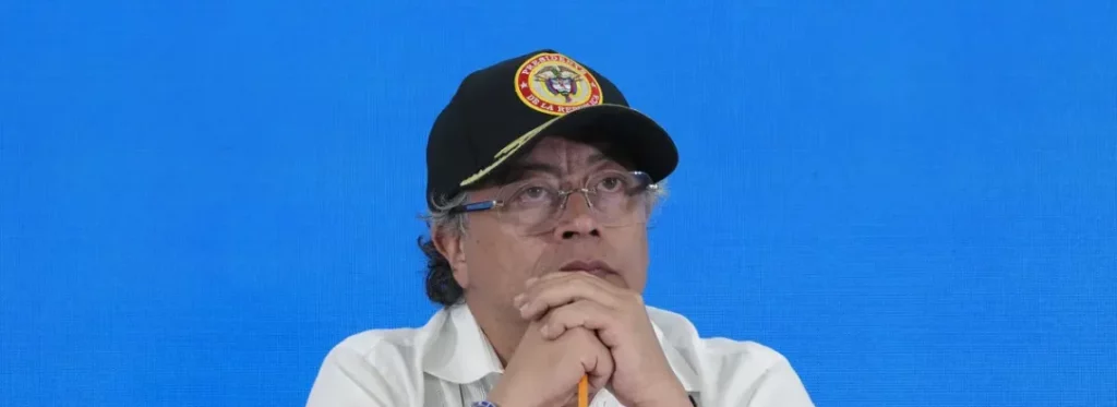 Presidente Petro llama a una "diplomacia de los pueblos" frente a amenazas militares en el Caribe: "vamos a enfrentarlas con multitudes"