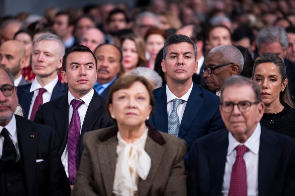 Presidente de Ecuador afirma que Nobel de Machado refleja una causa común latinoamericana