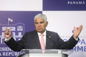 Presidente de Panamá se deslinda de empresario vinculado con Maduro que fue sancionado por EEUU
