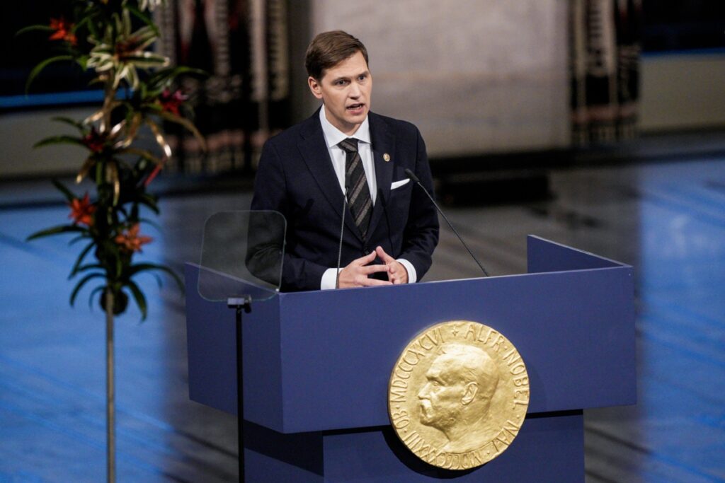 Presidente del Comité Nobel: Maduro acepte los resultados electorales y deje el poder