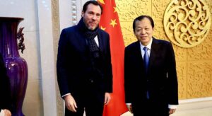 Puente concluye su agenda en China con la visita a un desarrollador de trenes de alta velocidad