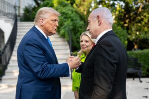 RELACIONES INTERNACIONALES | Guerra, juicio por corrupción y elecciones: Netanyahu se reúne con Trump ante un 2026 crucial para su futuro político (y el de Israel) | elperiodico.com