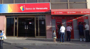 Reportan fallas para ingresar a través de las aplicaciones a bancos