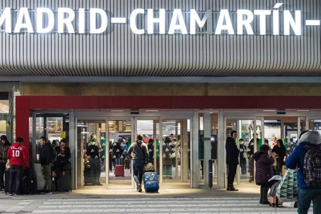 Restablecida la circulación de los trenes de larga distancia y alta velocidad en Chamartín