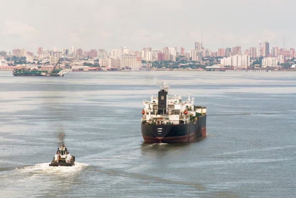 Reuters | Advierten que la presión de EE.UU. sobre el petróleo venezolano no creará una crisis global - AlbertoNews