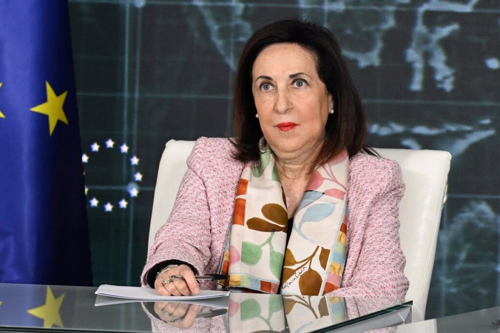 Robles duda de la "legitimidad" de Feijóo para gobernar por "mentir" en la dana y "tapar la ineficacia" de Mazón