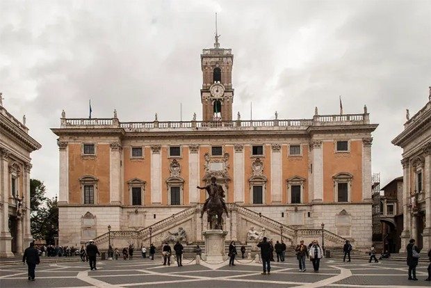 Roma retoma la idea de hacer pagar dos euros para visitar la Fontana de Trevi