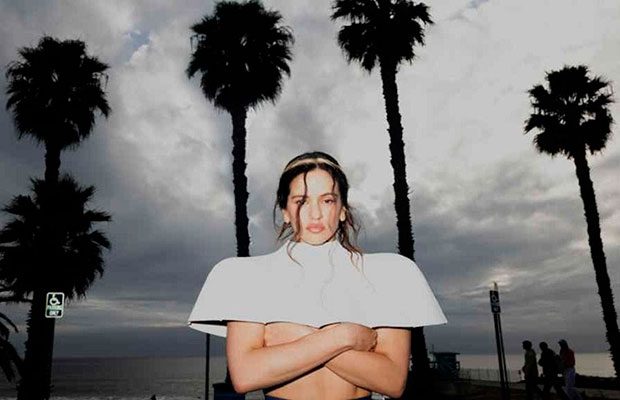 Rosalía da su estocada al "terrorista emocional" con el videoclip de 'La perla'