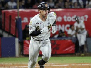 Salvador y Fermín listos para jugar con los Leones