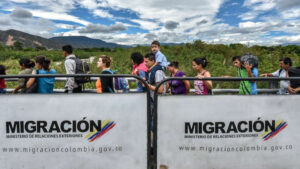 Sanción de 17 años a oficial de Migración Colombia por facilitar tráfico de migrantes – AlbertoNews