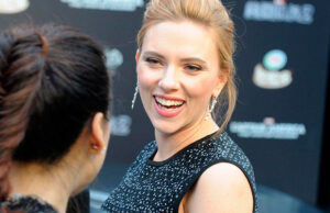 Scarlett Johansson negocia incorporarse al reparto de la secuela de ‘Batman’