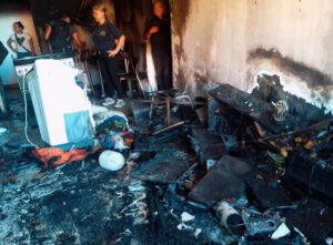 Septuagenaria muere en explosión por fuga de gas en su apartamento