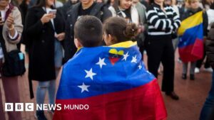 «Si mi hermana no estuviera allá, con gusto te hablaría»: el miedo de los venezolanos en EE.UU. a opinar sobre la amenaza militar de Trump