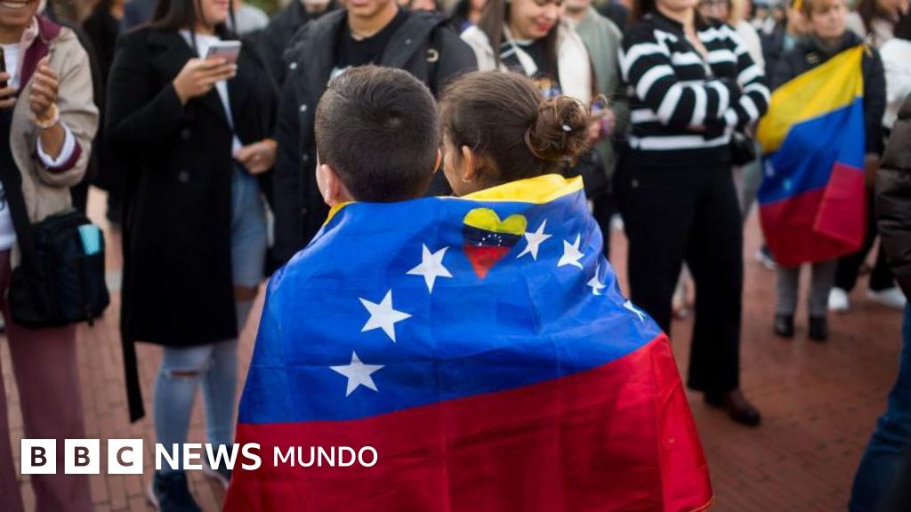 "Si mi hermana no estuviera allá, con gusto te hablaría": el miedo de los venezolanos en EE.UU. a opinar sobre la amenaza militar de Trump