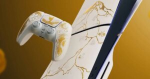Sony quiere ser el protagonista de la época navideña tirando el precio de su PS5 Slim Ghost of Yotei Gold Limited Edition