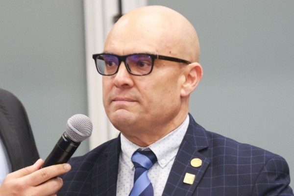 Tito López (Conindustria): "Encaje legal bancario debe bajar para financiar a la pequeña y mediana industria"