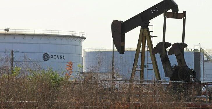 Tras intercepción de nuevo tanquero, el chavismo aseguró que producción petrolera superó la meta de 1.200.000 bdp