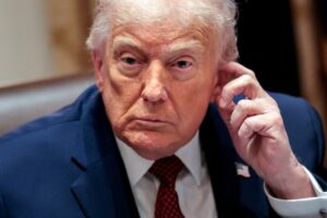 Trump anunció que EEUU permitirá las exportaciones de chips Nvidia a China bajo ciertas condiciones